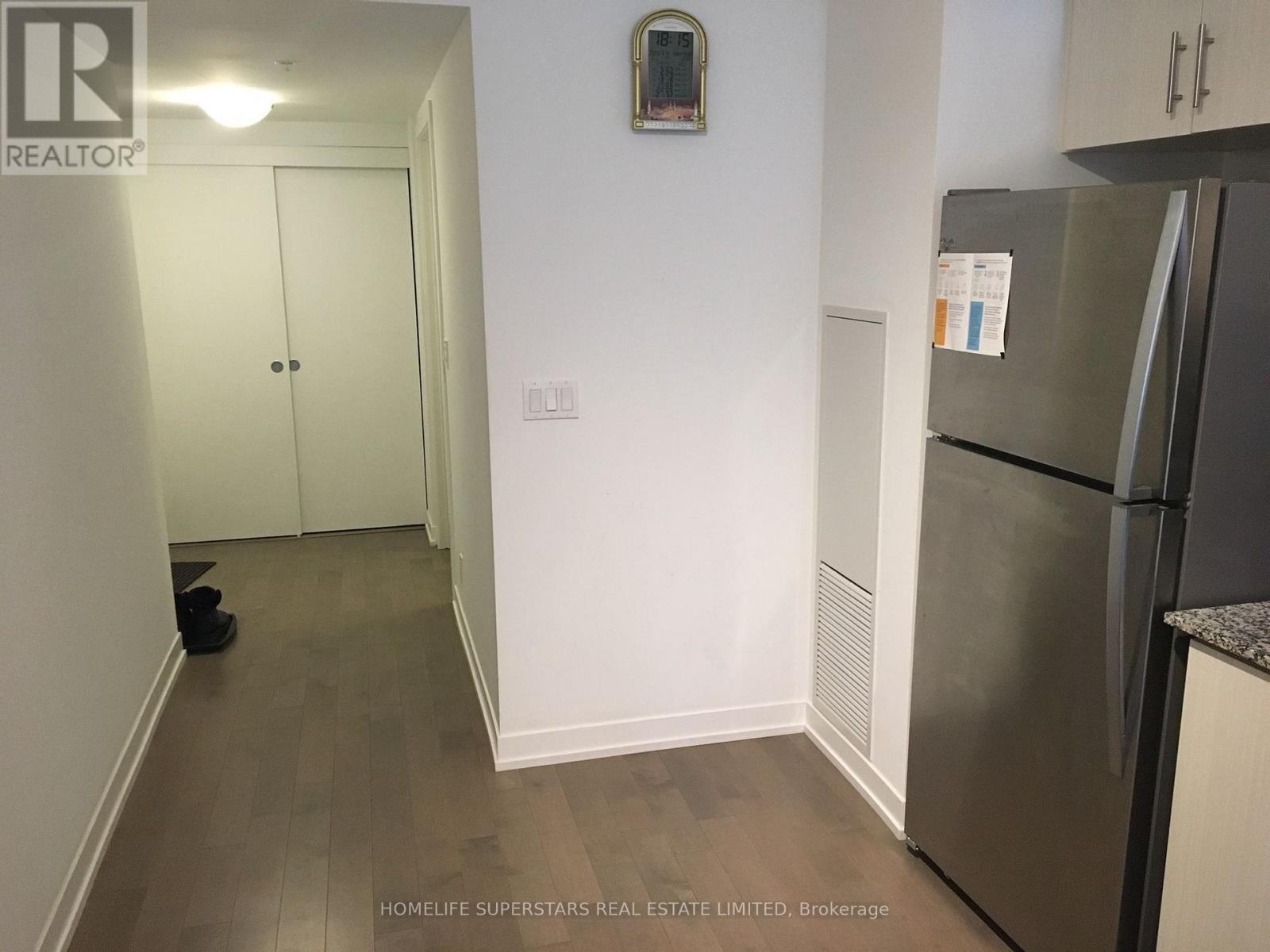 305 - 10 Willison Square N, Toronto (kensington-chinatown), Ontario