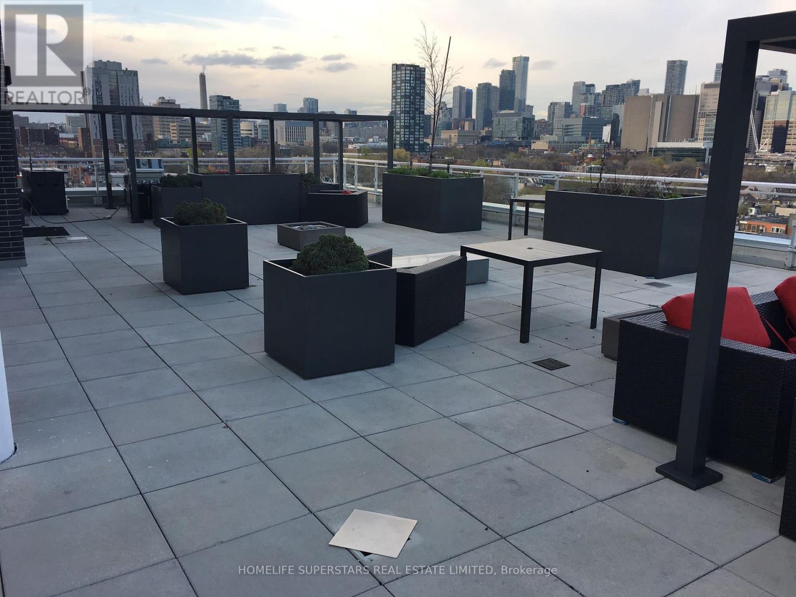 305 - 10 Willison Square N, Toronto (kensington-chinatown), Ontario