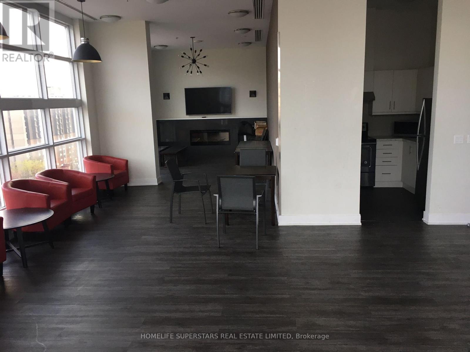 305 - 10 Willison Square N, Toronto (kensington-chinatown), Ontario