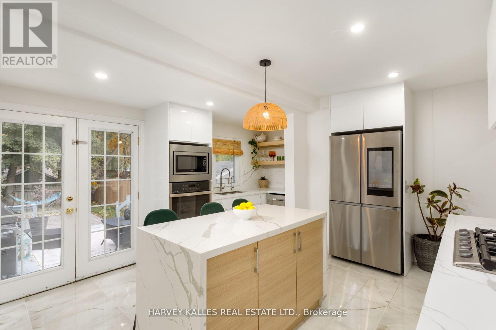 139 King Edward Avenue, Toronto (woodbine-lumsden), Ontario