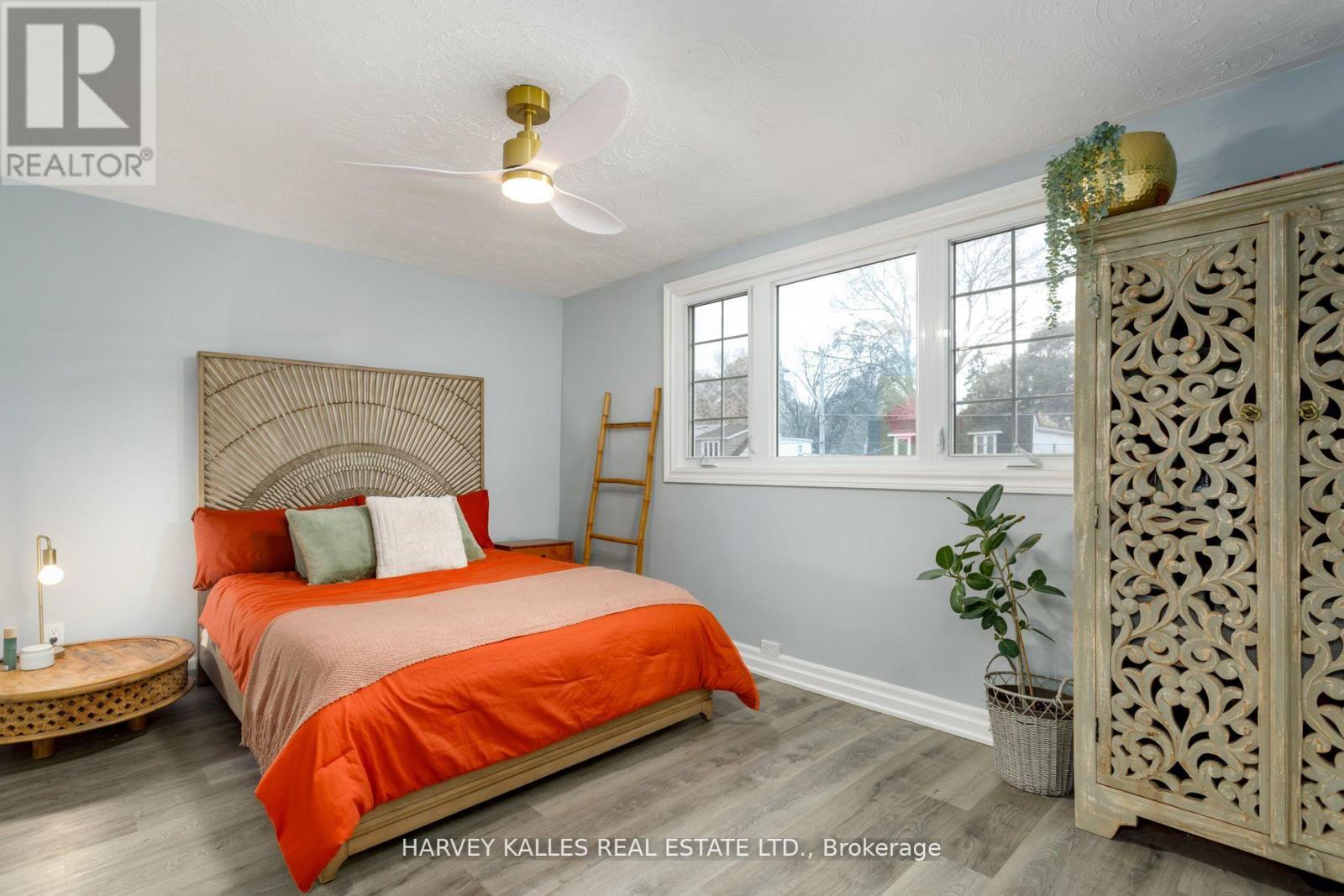 139 King Edward Avenue, Toronto (woodbine-lumsden), Ontario