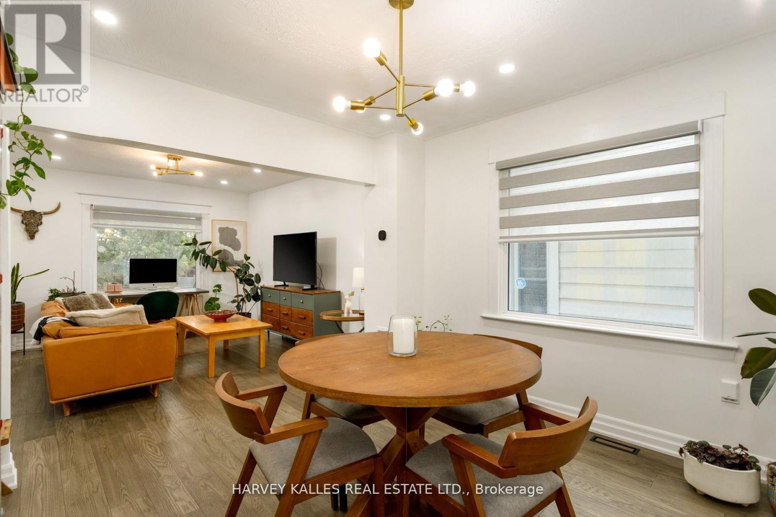 139 King Edward Avenue, Toronto (woodbine-lumsden), Ontario