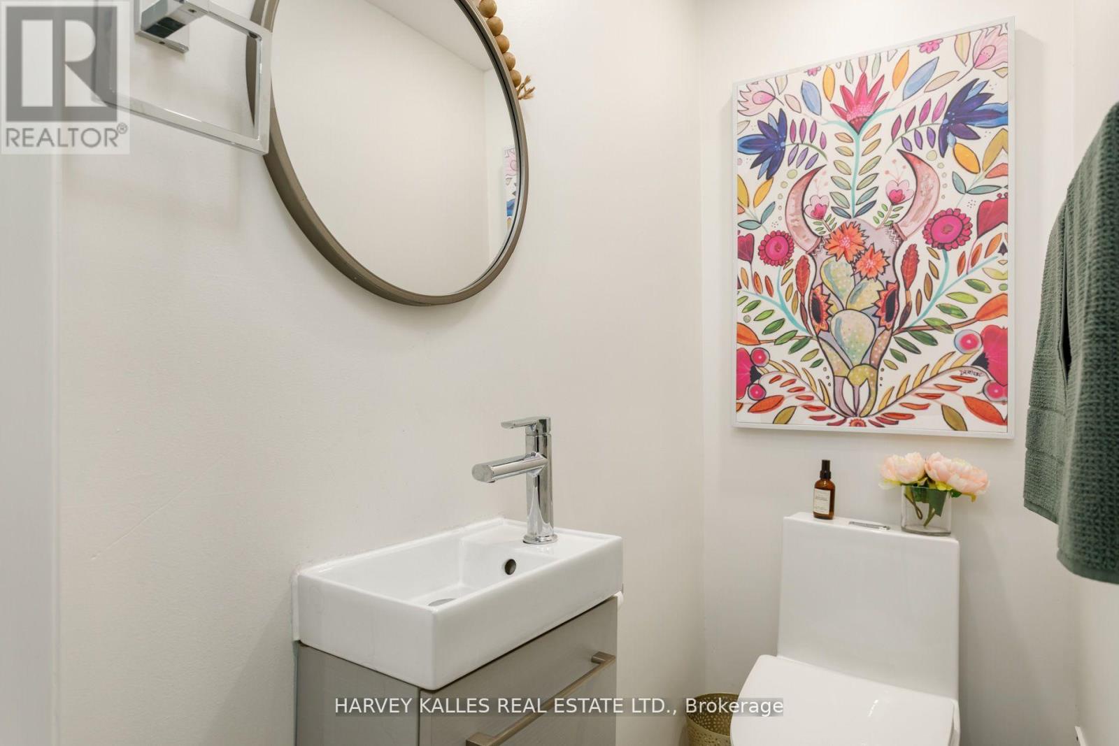 139 King Edward Avenue, Toronto (woodbine-lumsden), Ontario