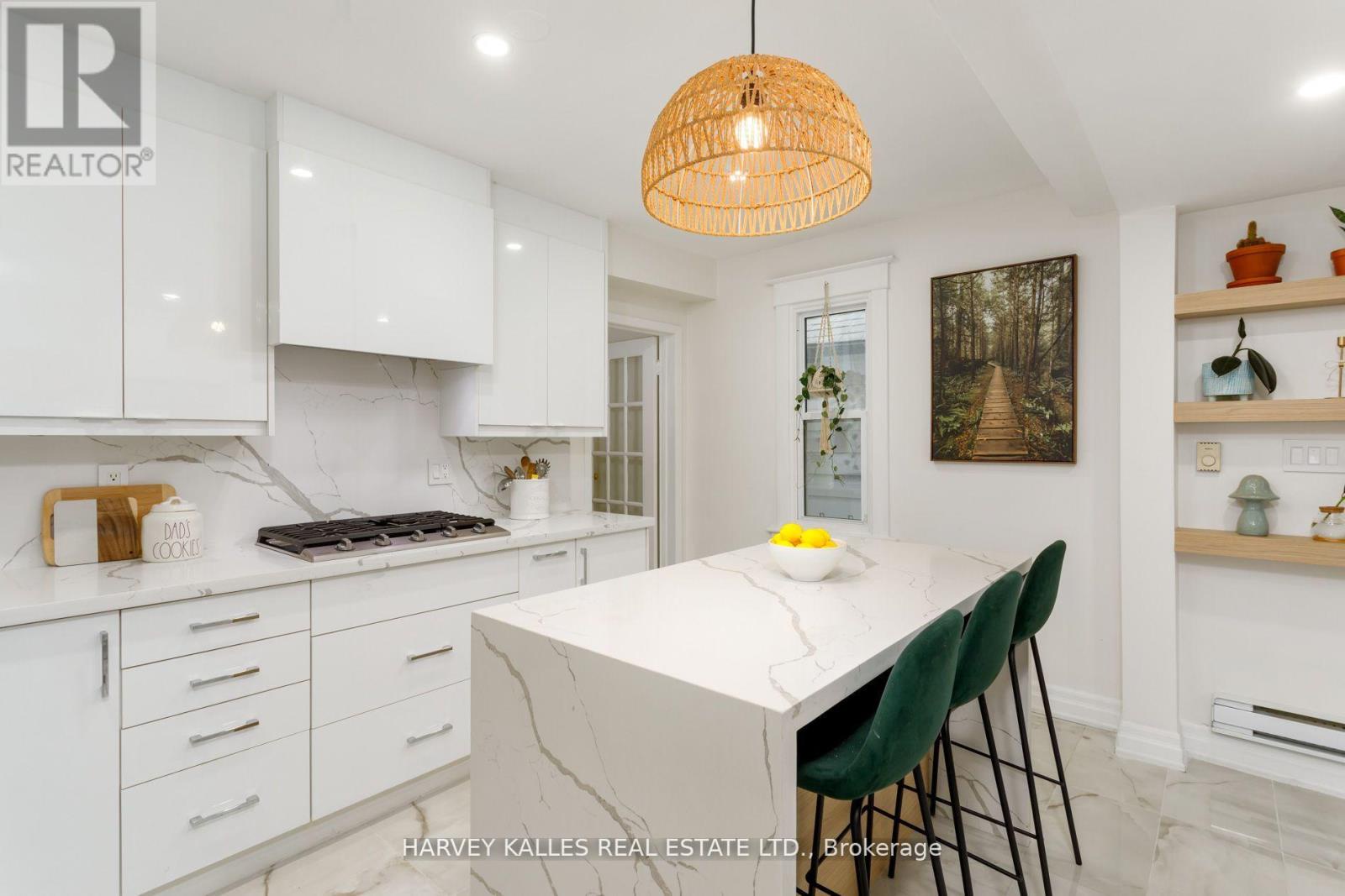 139 King Edward Avenue, Toronto (woodbine-lumsden), Ontario