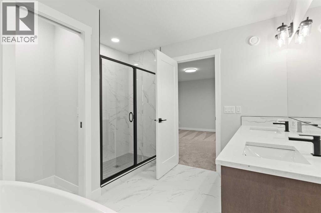 467 Kinniburgh Loop, Chestermere, Alberta