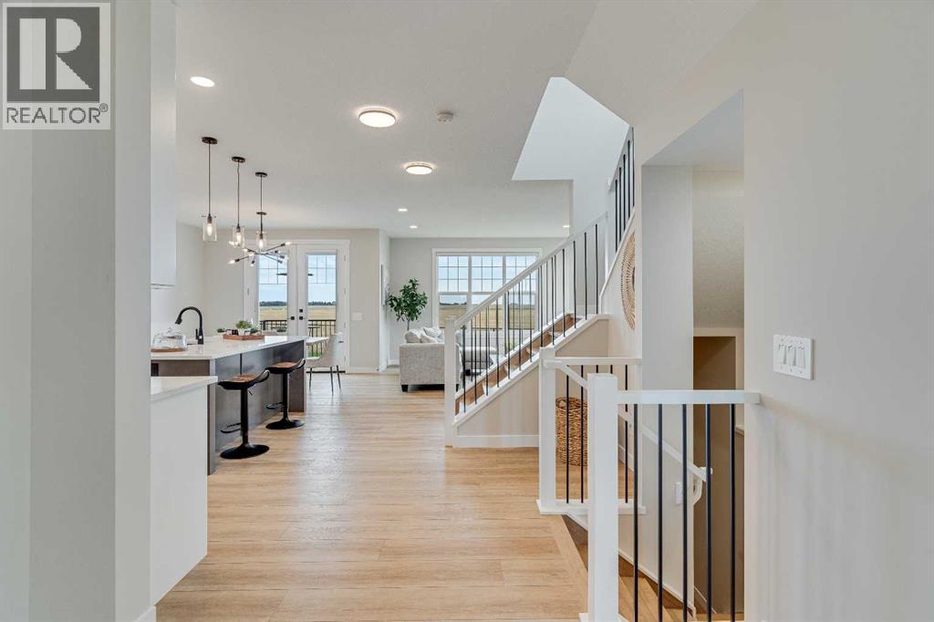 467 Kinniburgh Loop, Chestermere, Alberta