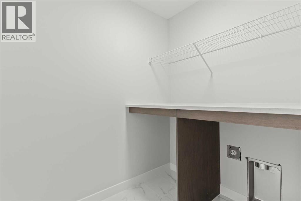 467 Kinniburgh Loop, Chestermere, Alberta