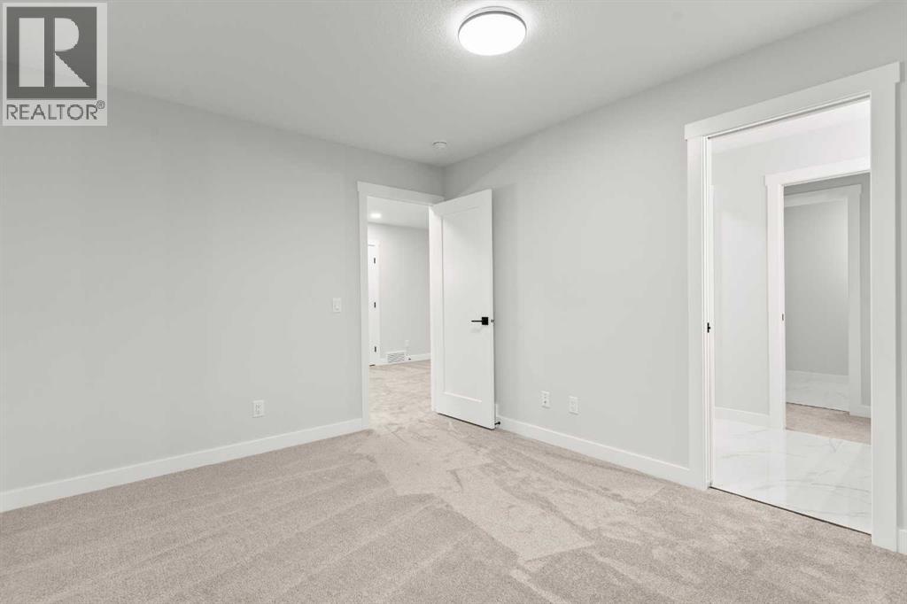 467 Kinniburgh Loop, Chestermere, Alberta