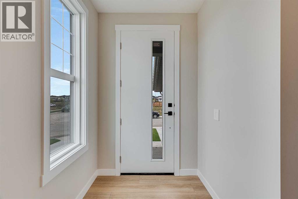 467 Kinniburgh Loop, Chestermere, Alberta