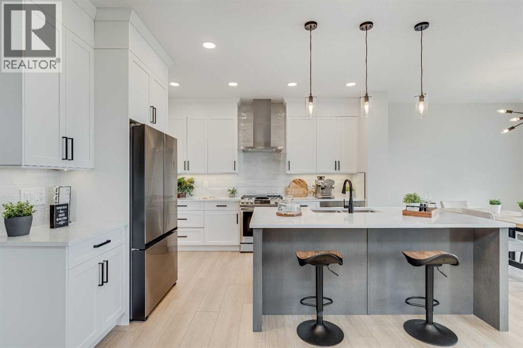 467 Kinniburgh Loop, Chestermere, Alberta