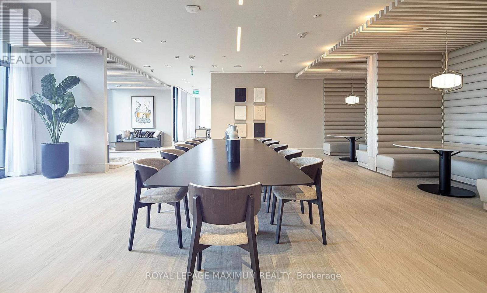 201 - 2020 Bathurst Street, Toronto (humewood-cedarvale), Ontario