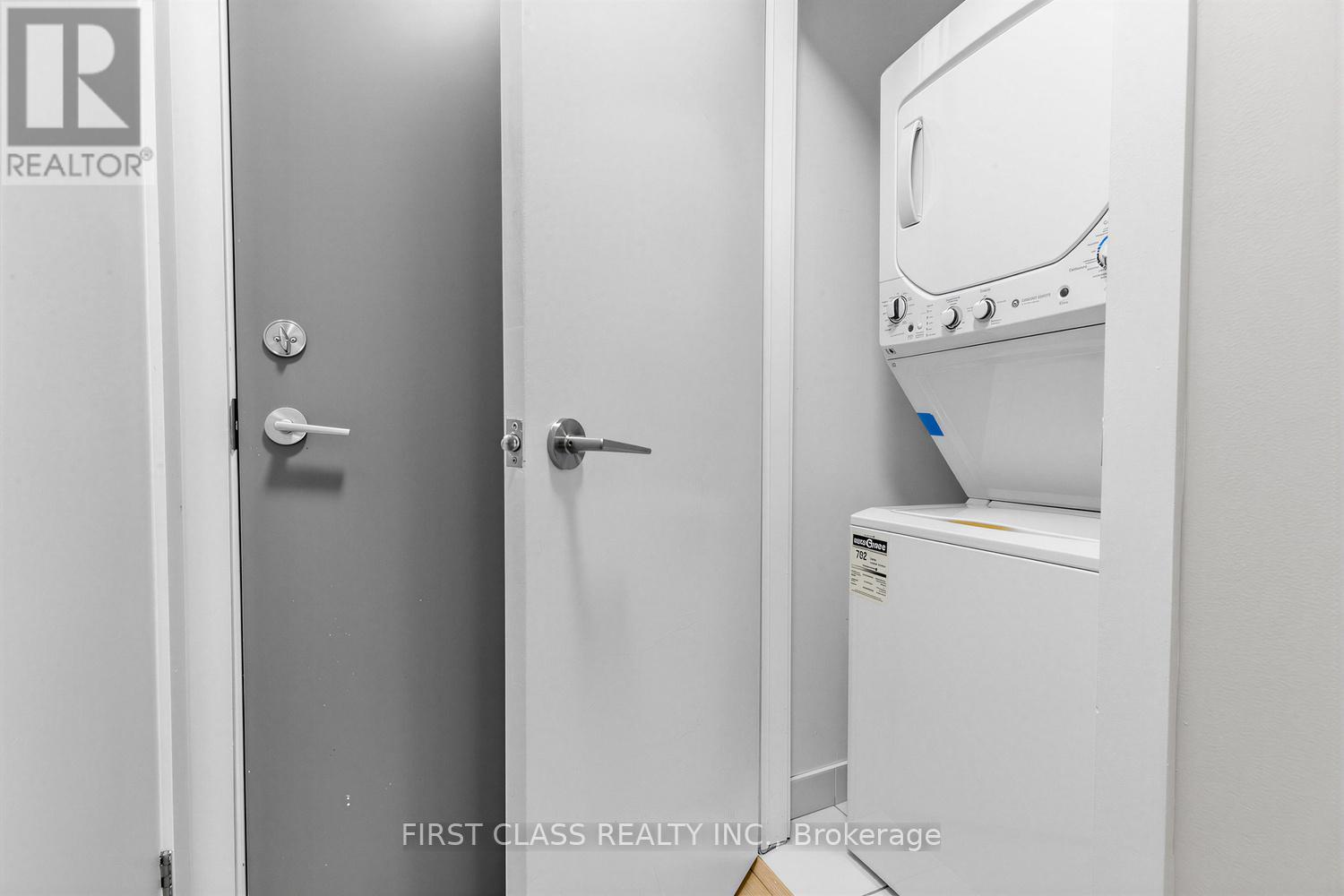 216 - 169 Fort York Boulevard, Toronto (waterfront Communities), Ontario