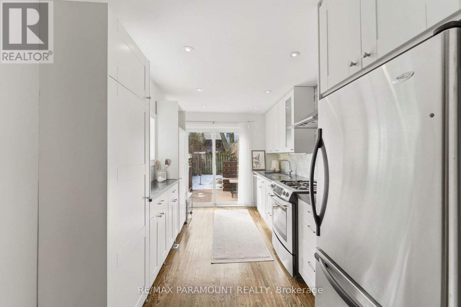 670 Rhodes Avenue, Toronto (greenwood-coxwell), Ontario