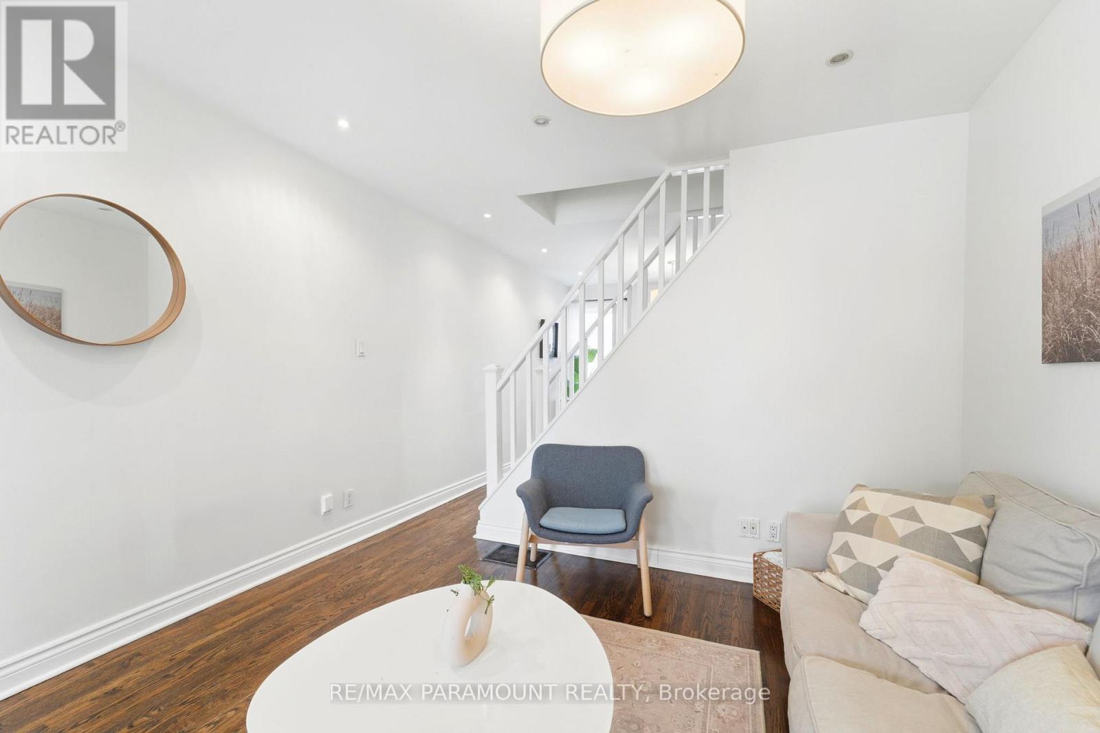 670 Rhodes Avenue, Toronto (greenwood-coxwell), Ontario