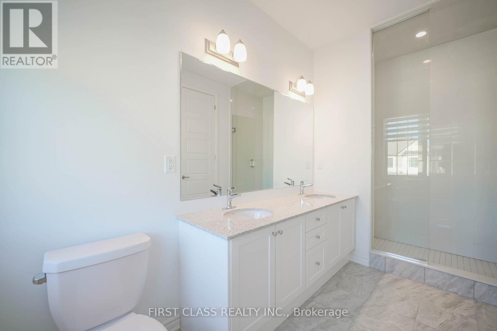 1913 Narcissus Gardens, Pickering, Ontario