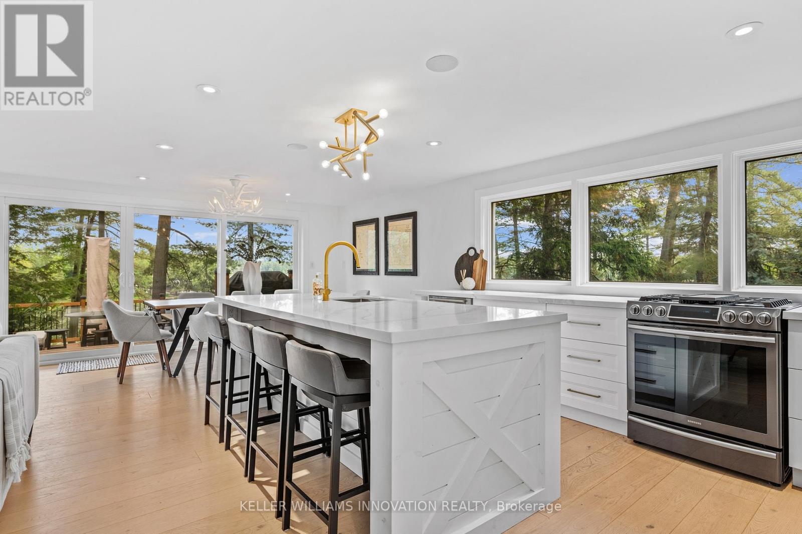 2872 Muskoka Road 118 W, Muskoka Lakes (monck (muskoka Lakes)), Ontario