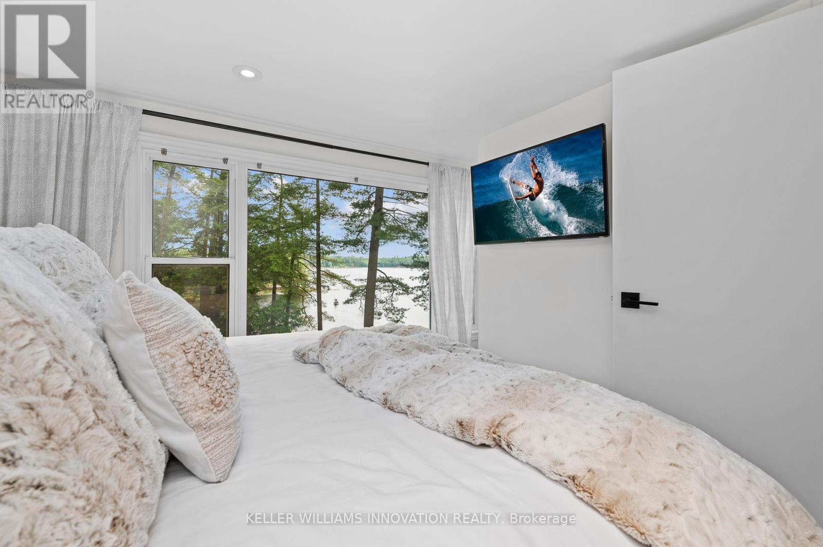 2872 Muskoka Road 118 W, Muskoka Lakes (monck (muskoka Lakes)), Ontario