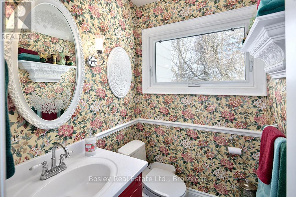 103 Brook Street, Blue Mountains, Ontario