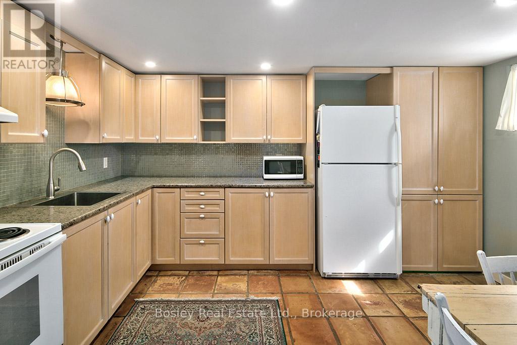 103 Brook Street, Blue Mountains, Ontario