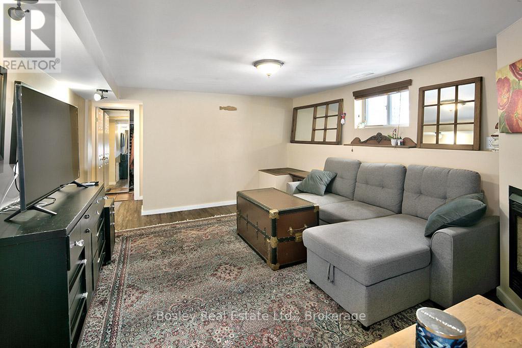 103 Brook Street, Blue Mountains, Ontario