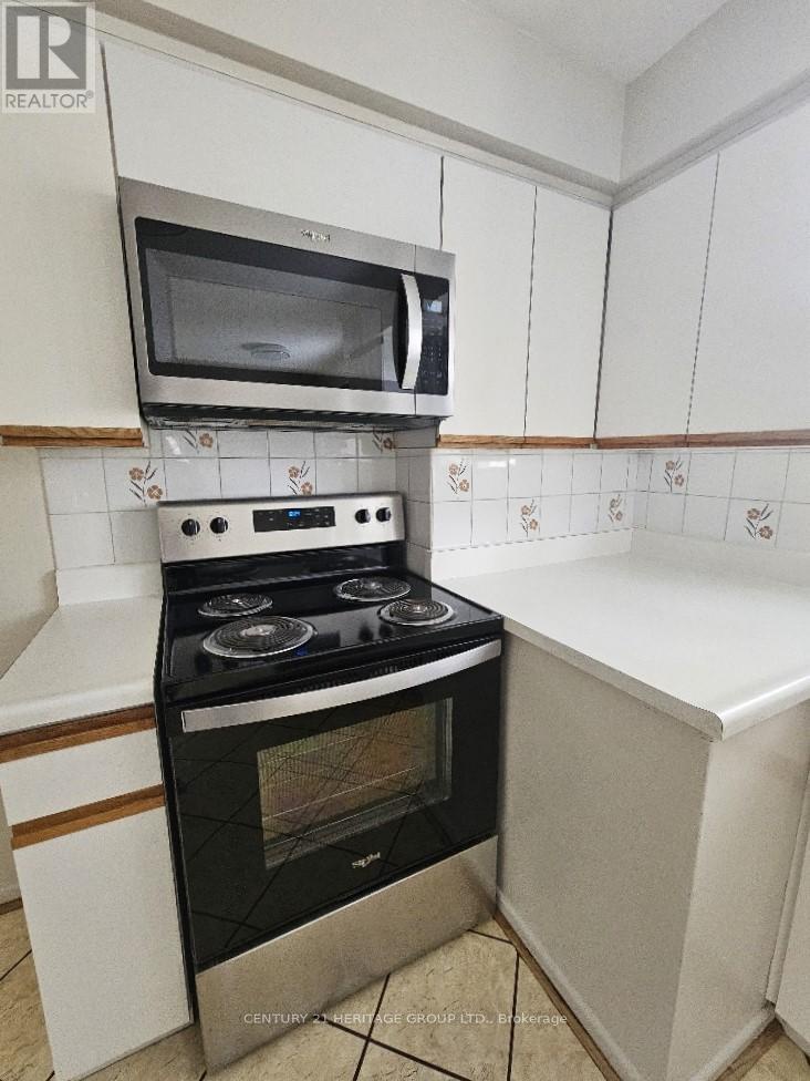 63 Marathon Crescent, Toronto (newtonbrook West), Ontario