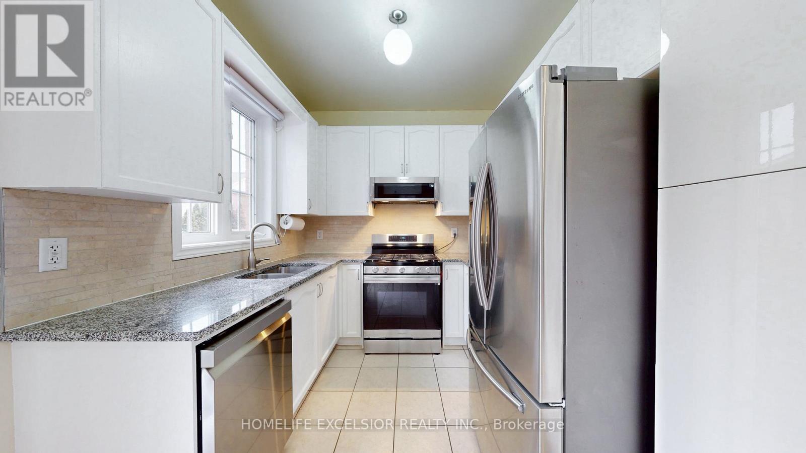 2 Wellsprings Drive, Brampton (madoc), Ontario