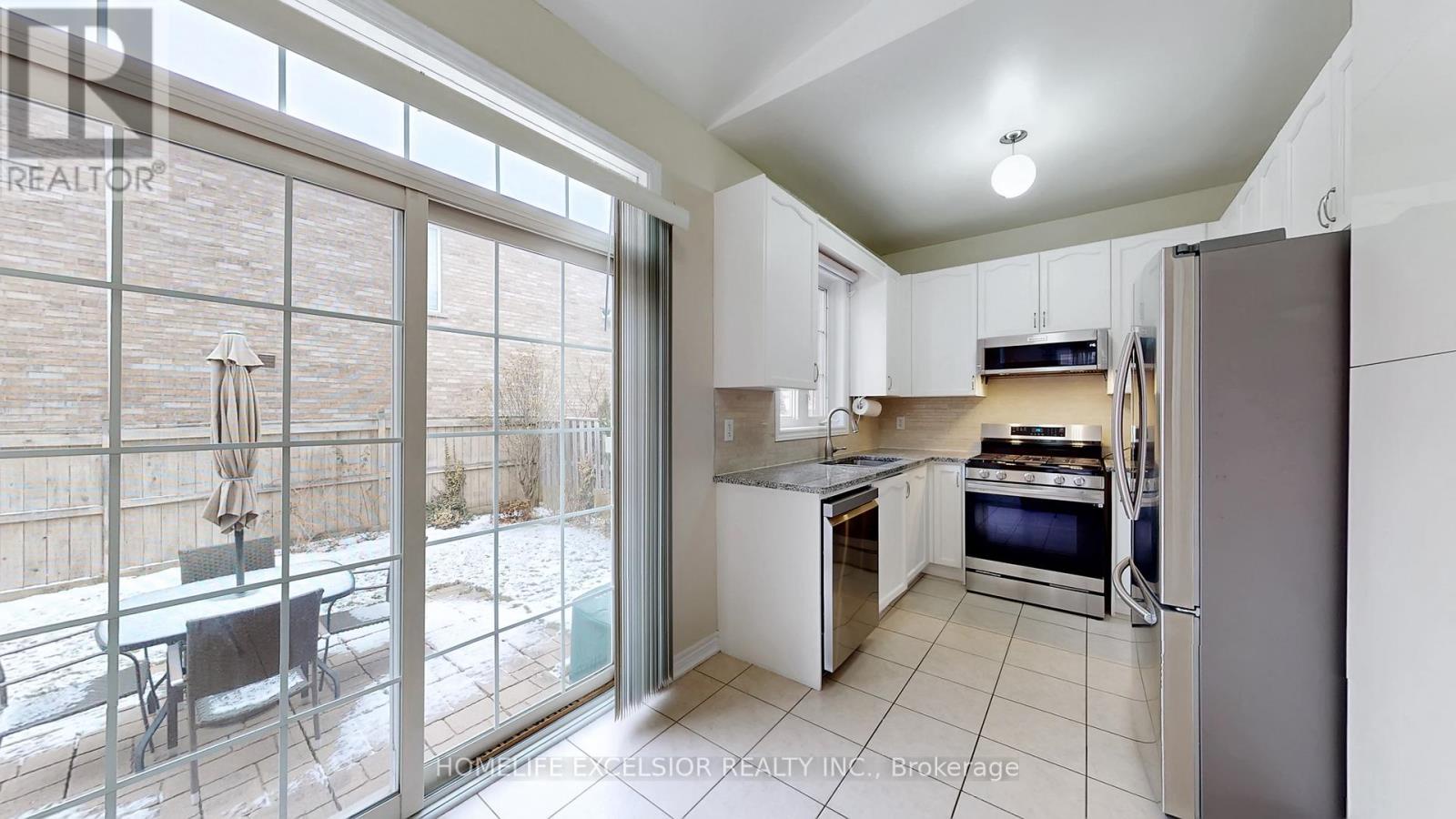 2 Wellsprings Drive, Brampton (madoc), Ontario