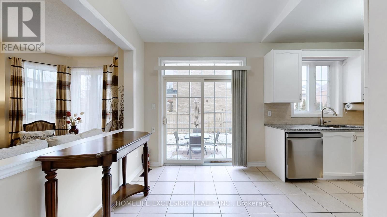 2 Wellsprings Drive, Brampton (madoc), Ontario