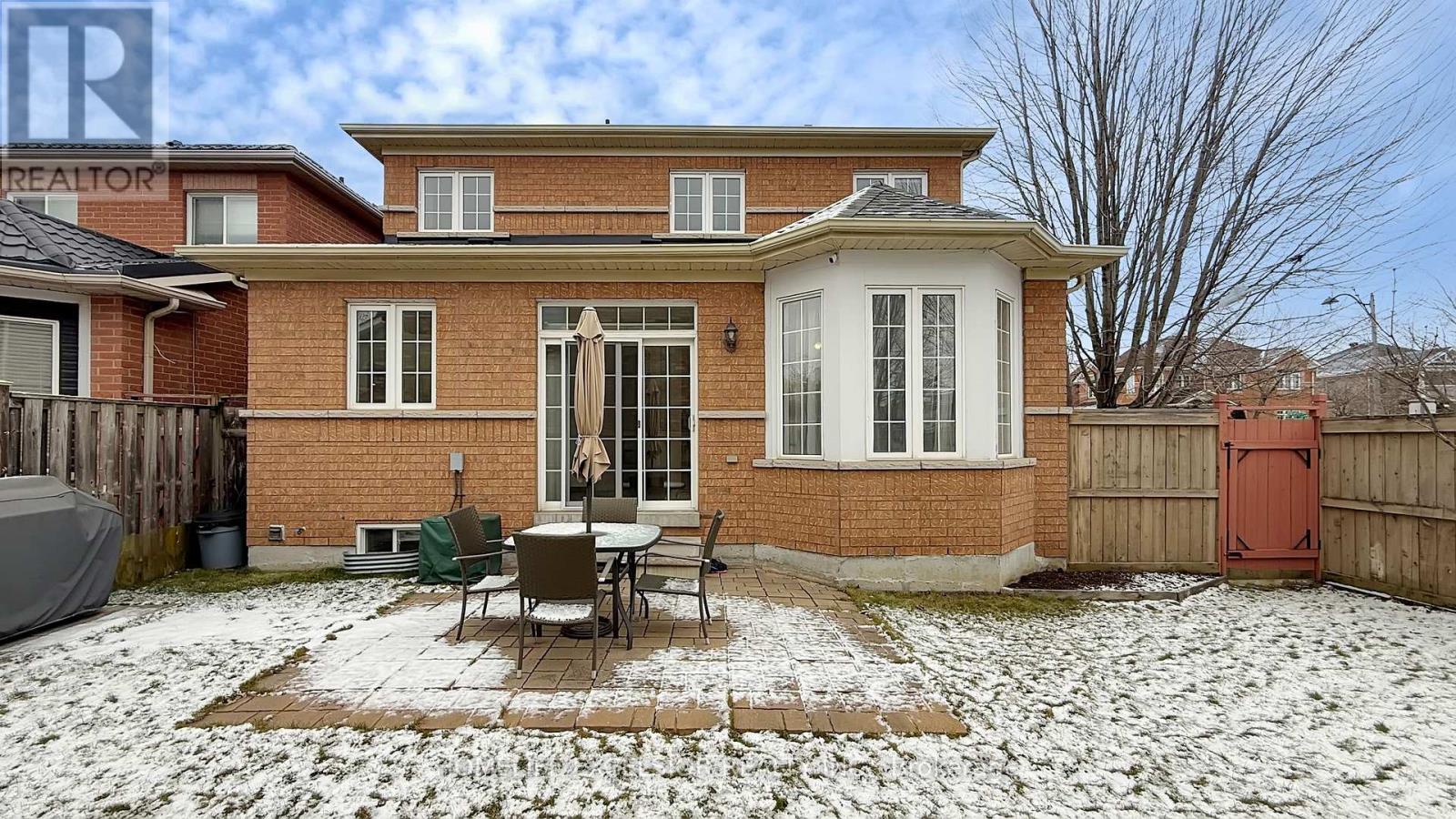 2 Wellsprings Drive, Brampton (madoc), Ontario