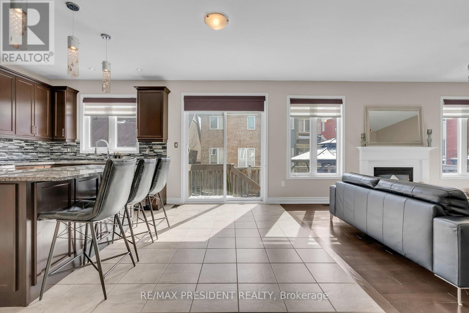 306 Pringle Avenue, Milton (sc Scott), Ontario