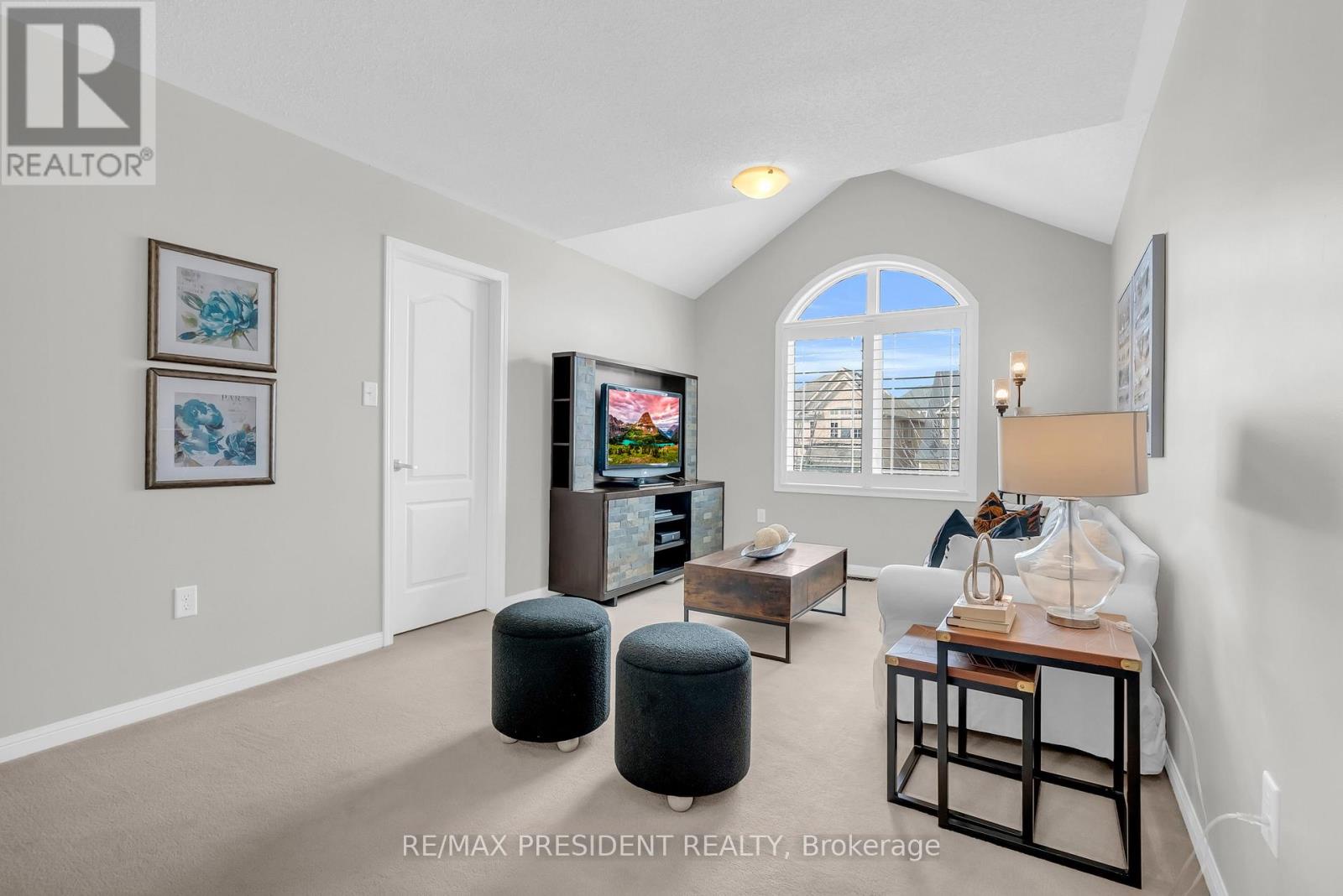 306 Pringle Avenue, Milton (sc Scott), Ontario