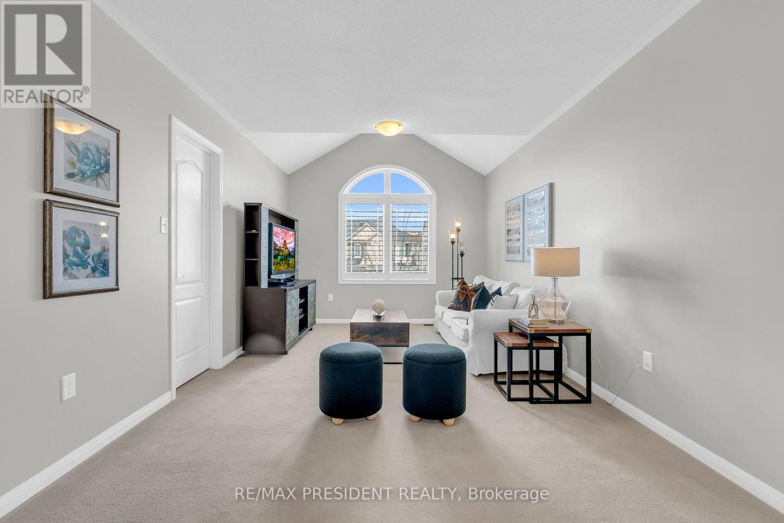 306 Pringle Avenue, Milton (sc Scott), Ontario