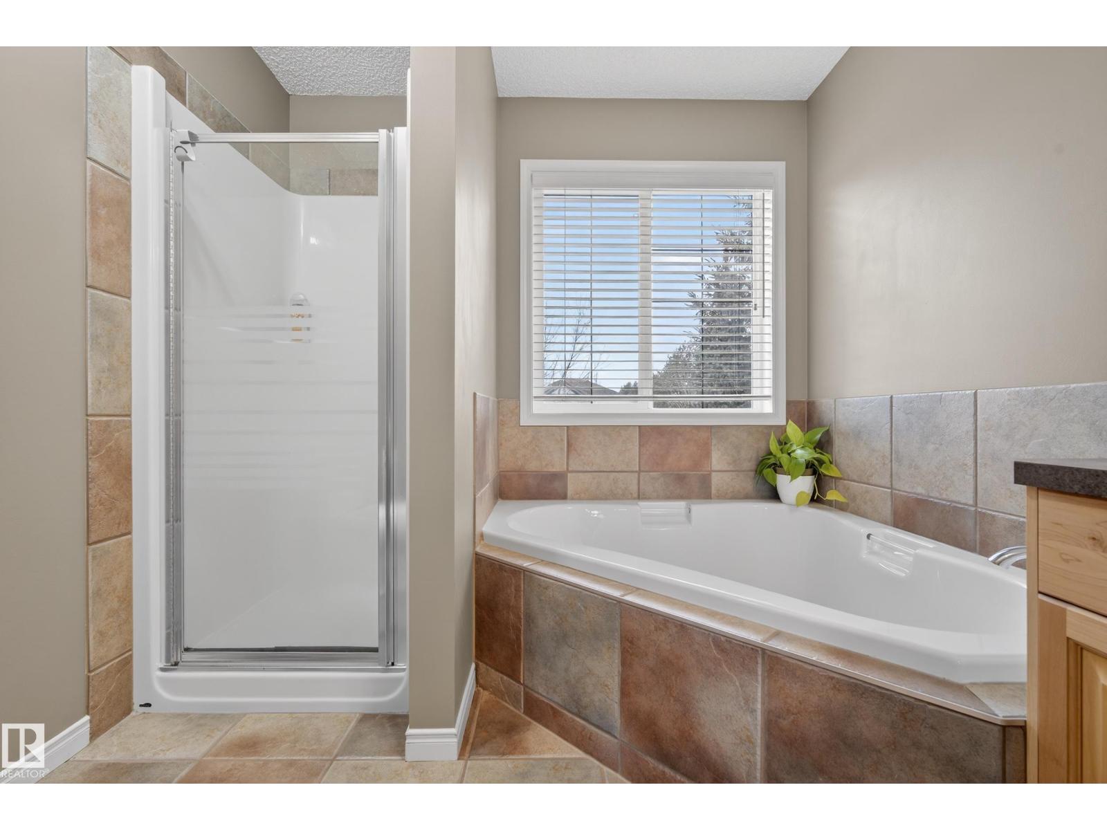 1119 Rutherford Cl Sw, Edmonton, Alberta