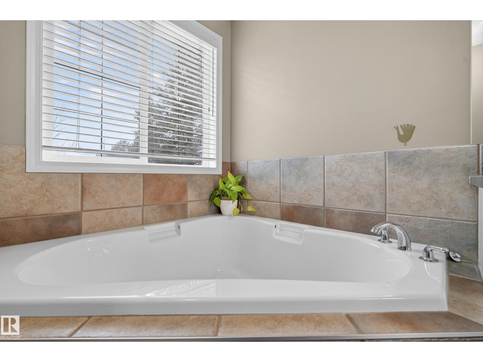 1119 Rutherford Cl Sw, Edmonton, Alberta