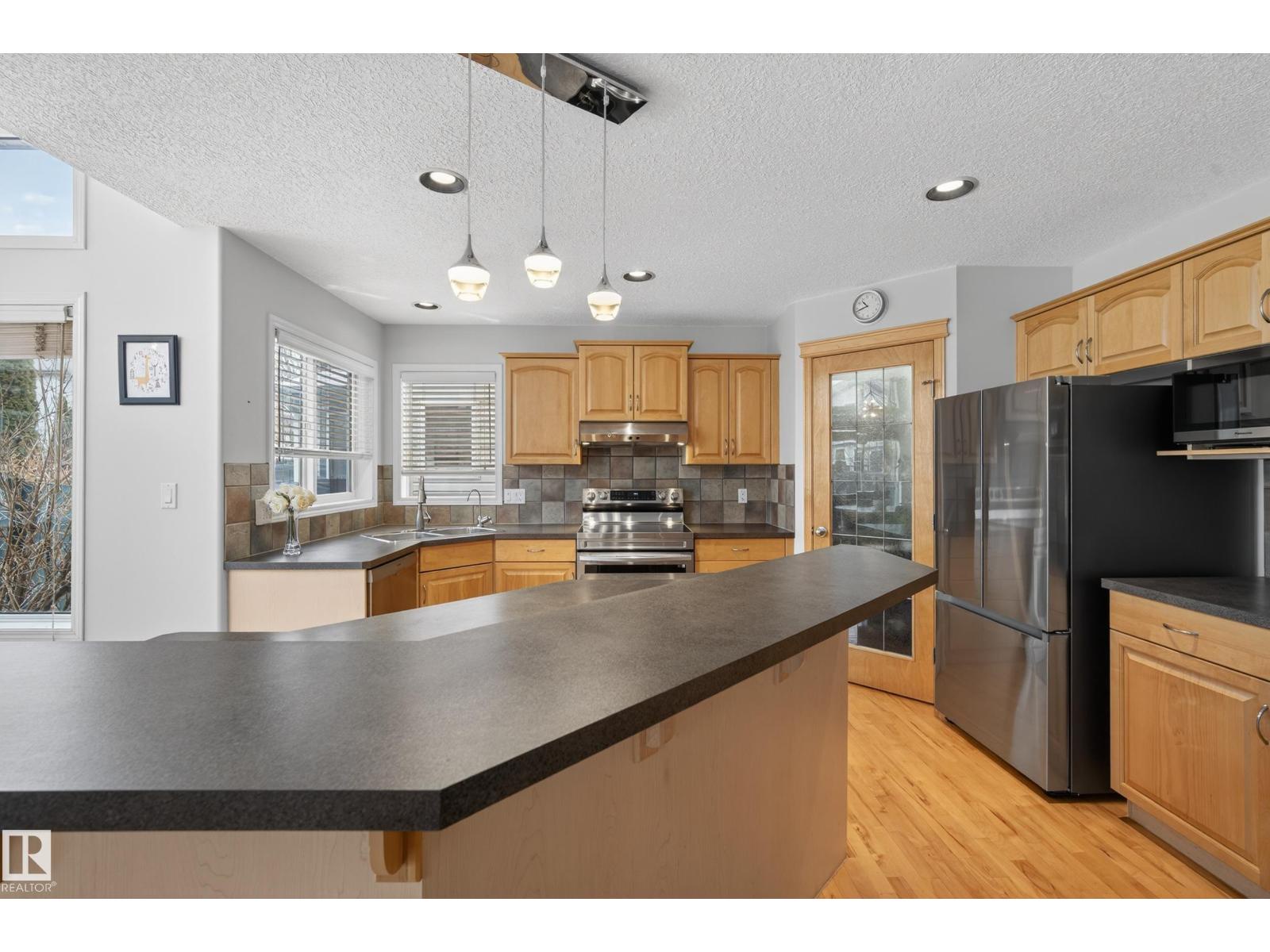 1119 Rutherford Cl Sw, Edmonton, Alberta