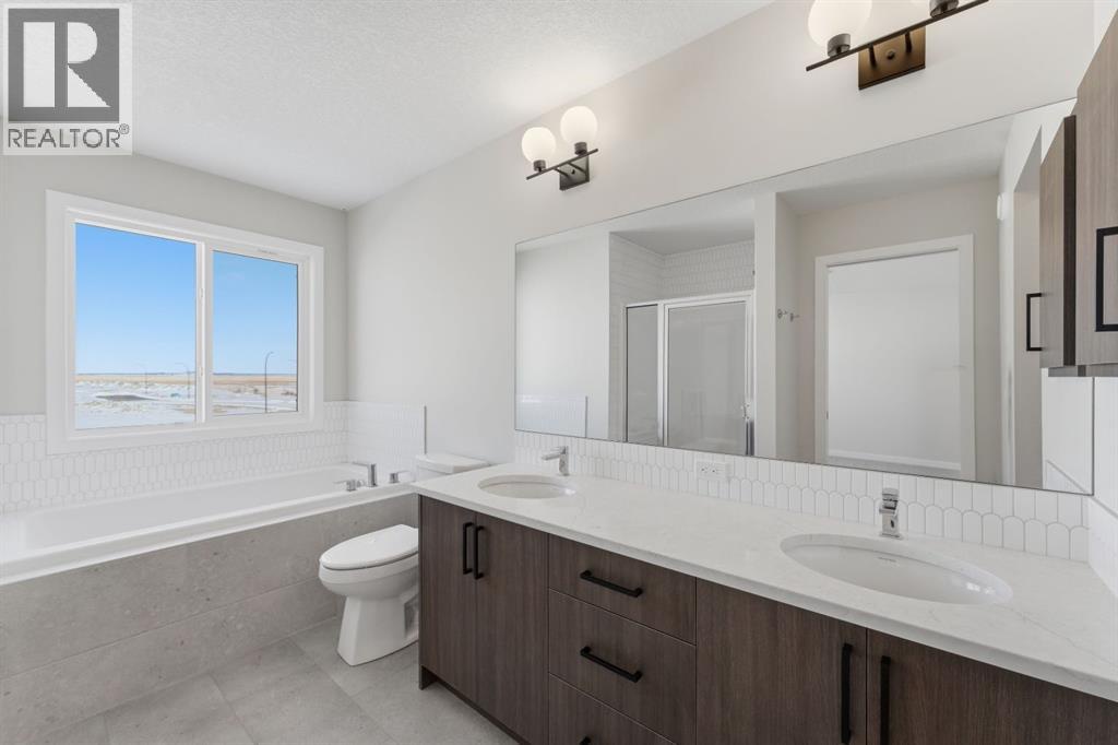 84 Lewiston View Ne, Calgary, Alberta