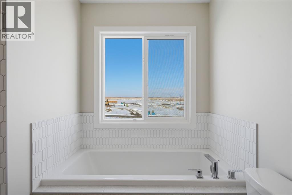 84 Lewiston View Ne, Calgary, Alberta