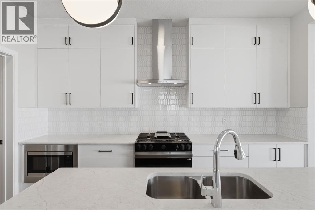 84 Lewiston View Ne, Calgary, Alberta