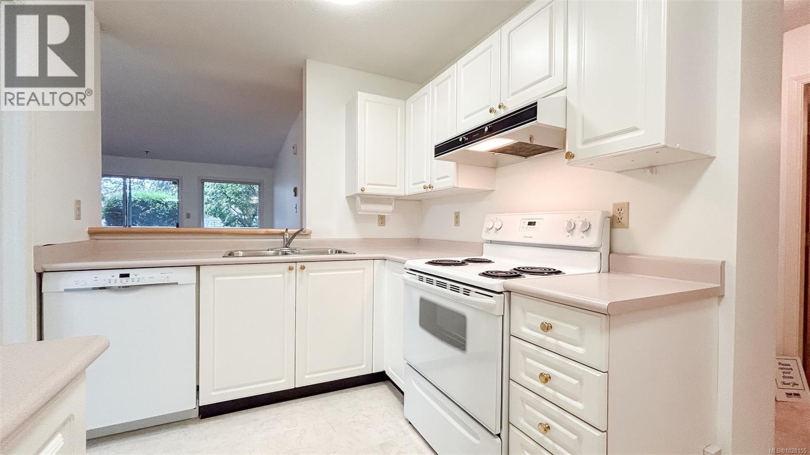 106 3009 Brittany Dr, Langford, British Columbia