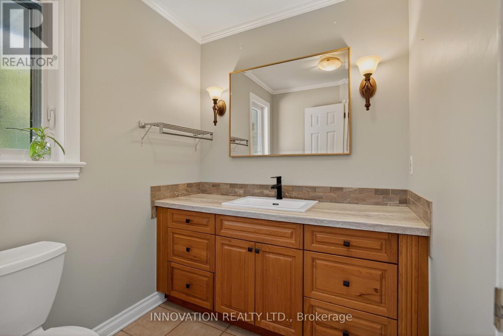 5558 South Island Park Drive, Ottawa, Ontario