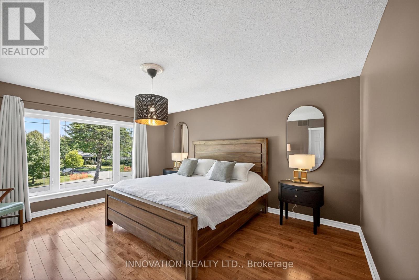 5558 South Island Park Drive, Ottawa, Ontario