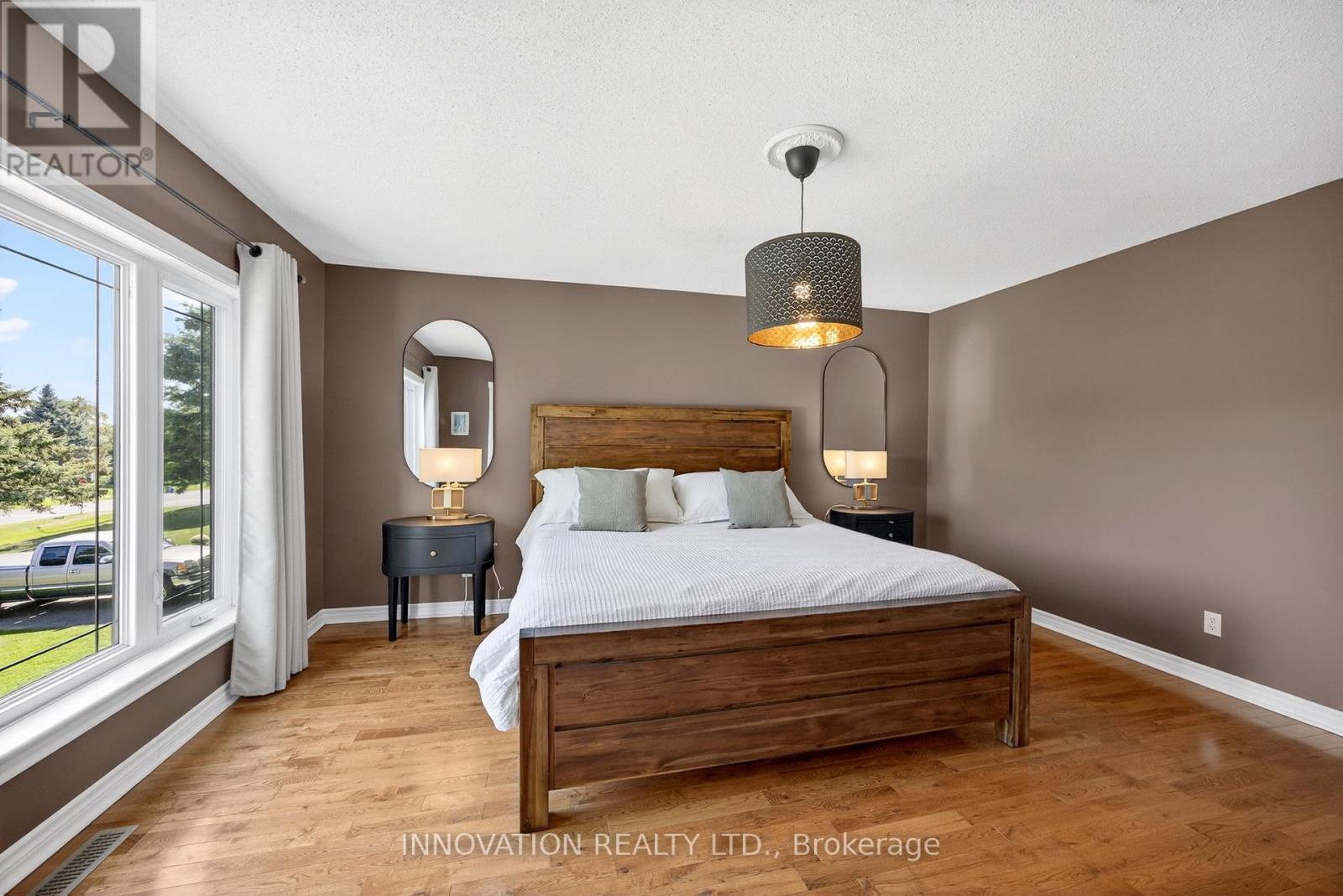 5558 South Island Park Drive, Ottawa, Ontario