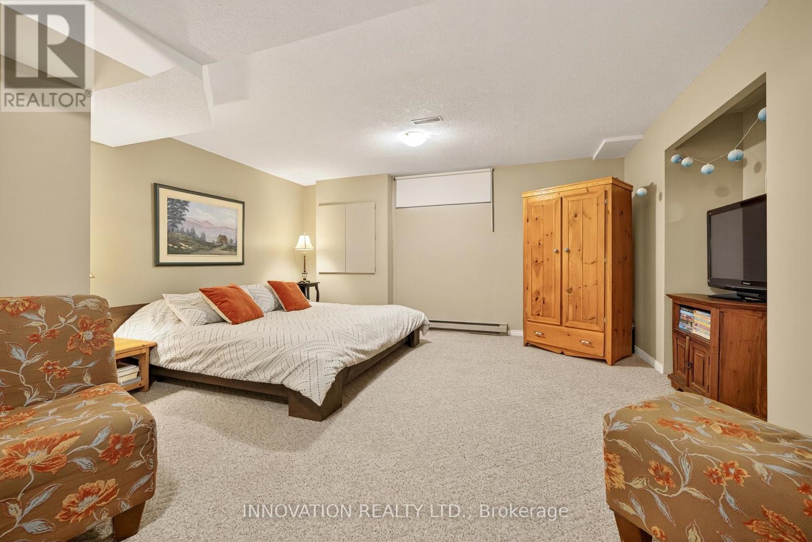 5558 South Island Park Drive, Ottawa, Ontario