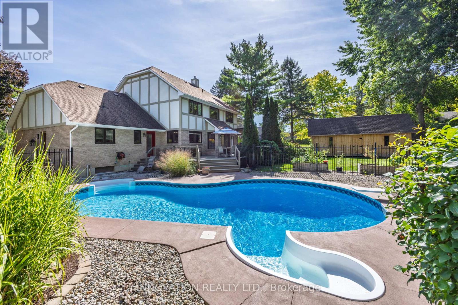 5558 South Island Park Drive, Ottawa, Ontario