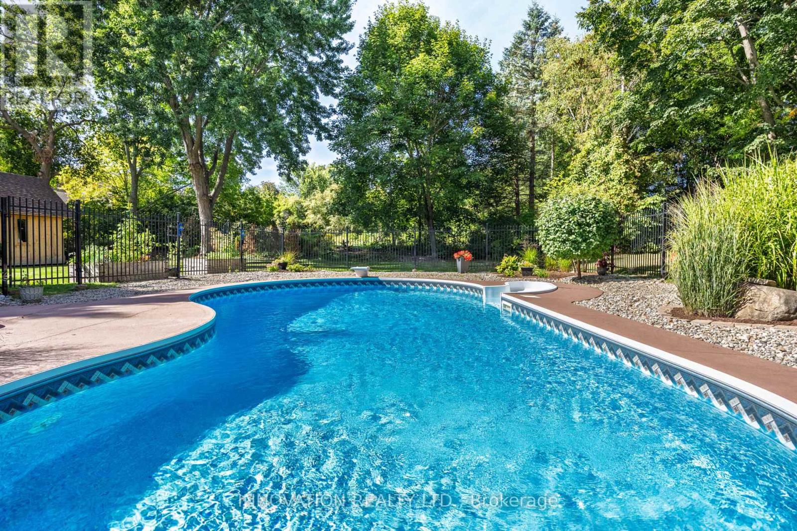 5558 South Island Park Drive, Ottawa, Ontario