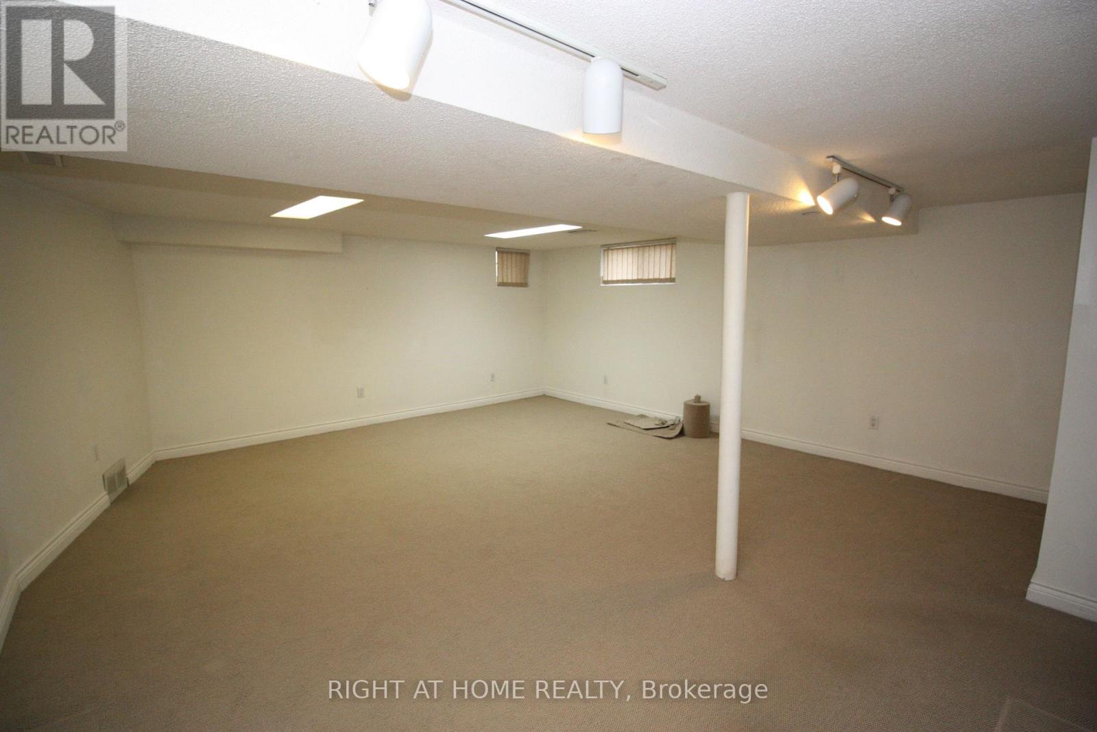 123 Ashbourne Drive, Toronto (islington-city Centre West), Ontario