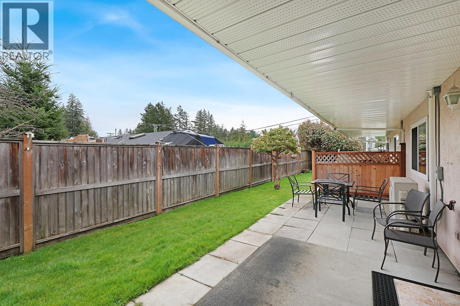 15 2030 Robb Ave, Comox, British Columbia