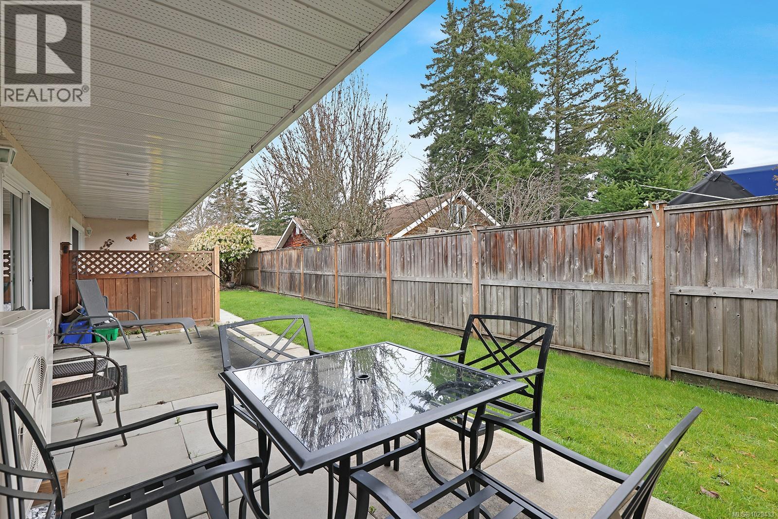 15 2030 Robb Ave, Comox, British Columbia