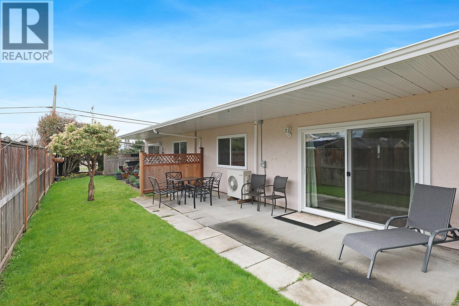 15 2030 Robb Ave, Comox, British Columbia