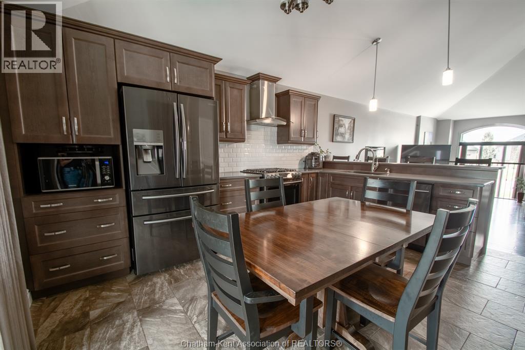 64 Valencia Drive, Chatham, Ontario